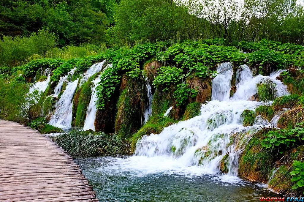 krasivye-vodopady-73