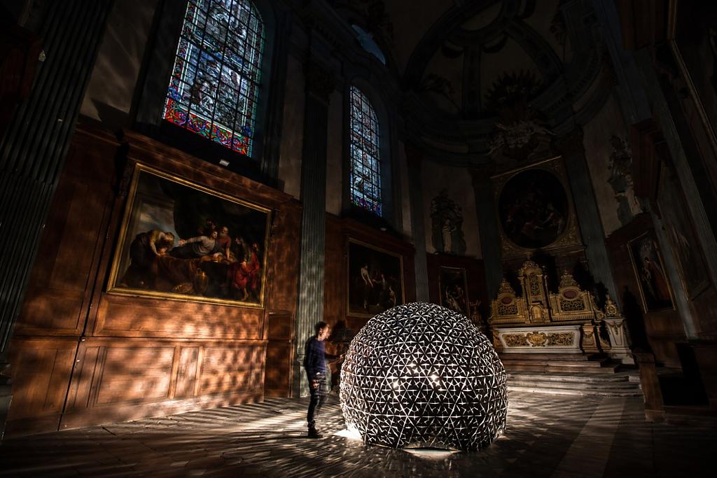 lotus-dome-by-daan-roosegaarde-06