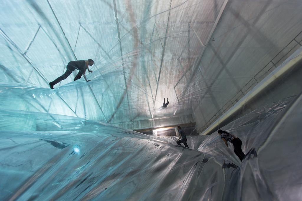 on-space-time-foam-by-tomas-saraceno-hangarbicocca-04
