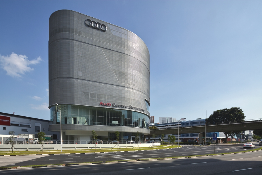 audis-store-in-singapore-02