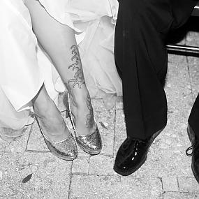 shoes-of-bride-and-groom-11