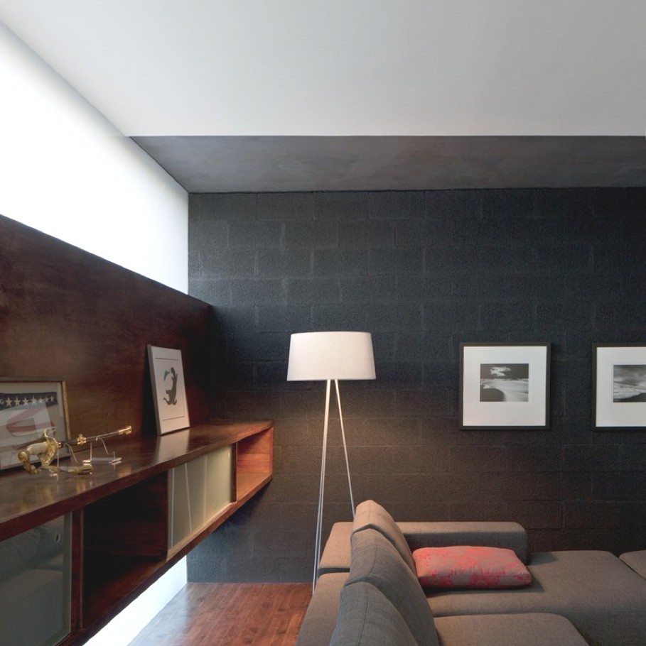 Dialogue House