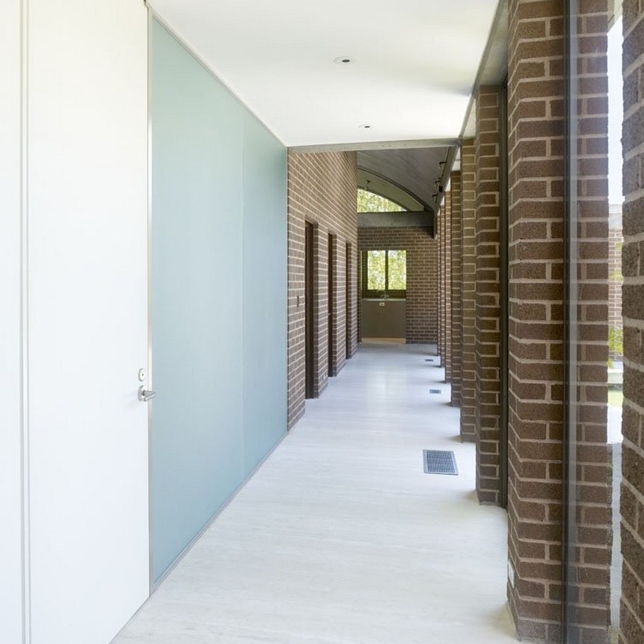 concrete-house-in-california