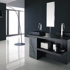 lamp-and-mirror-in-black-line-bathroom