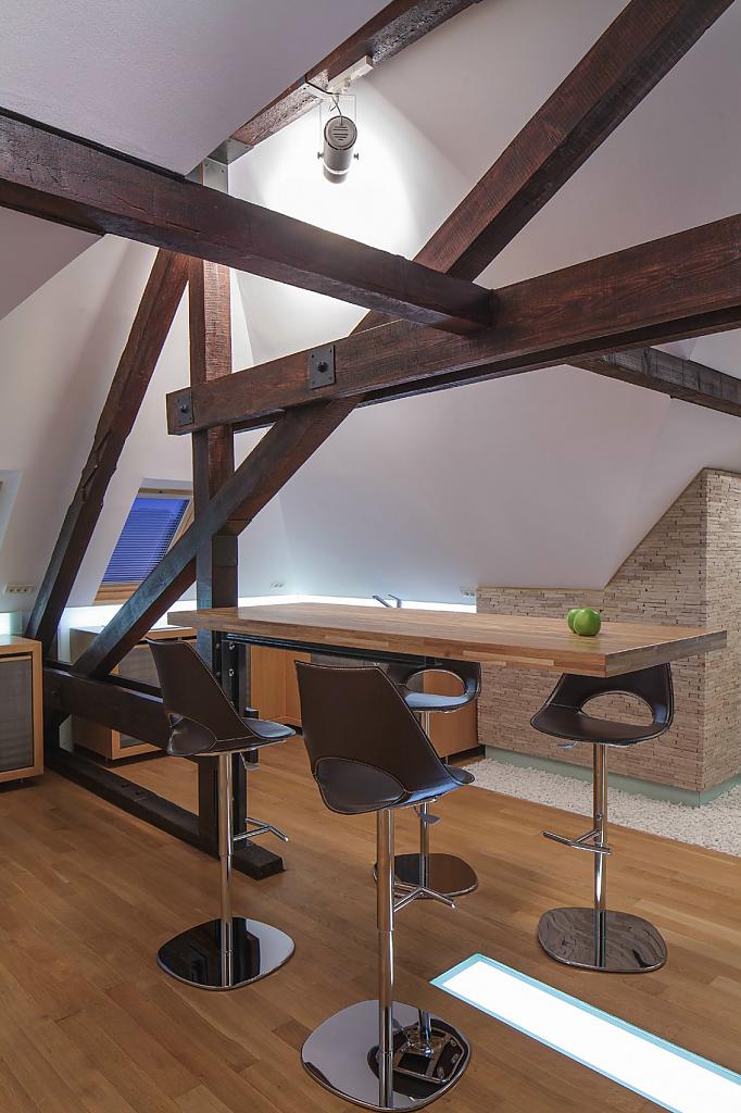 a-renovated-loft-in-bucharest-07