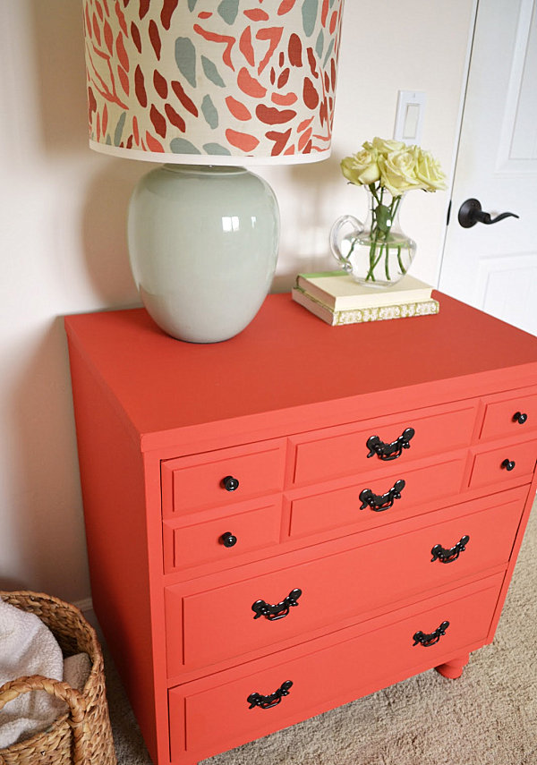 decorating-with-shades-of-coral-11