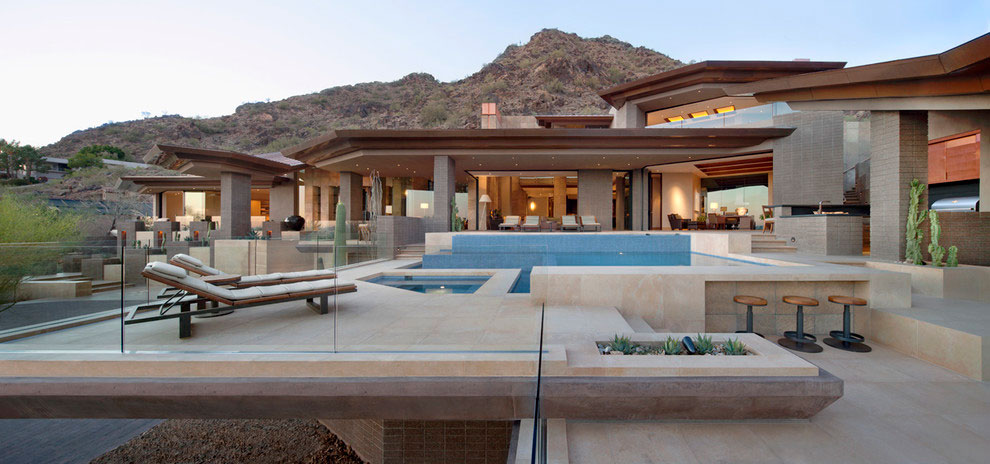 home-in-paradise-valley-02