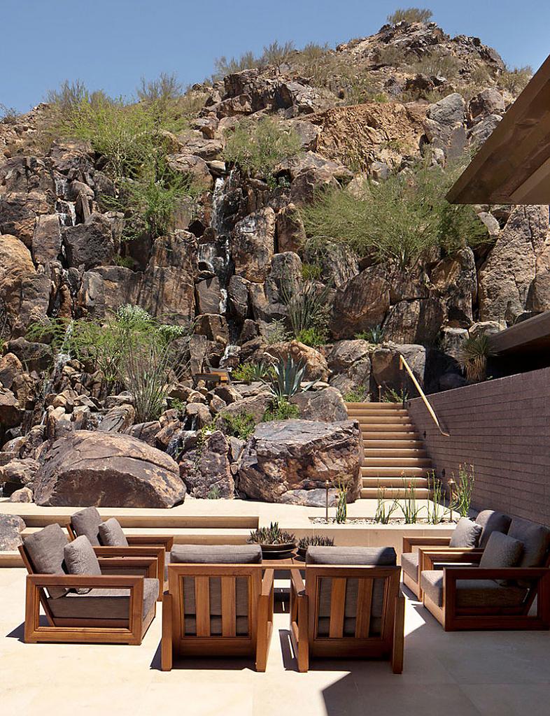 home-in-paradise-valley-04