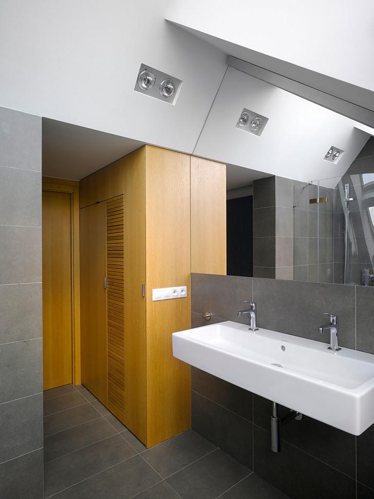 loft-in-terronska-09