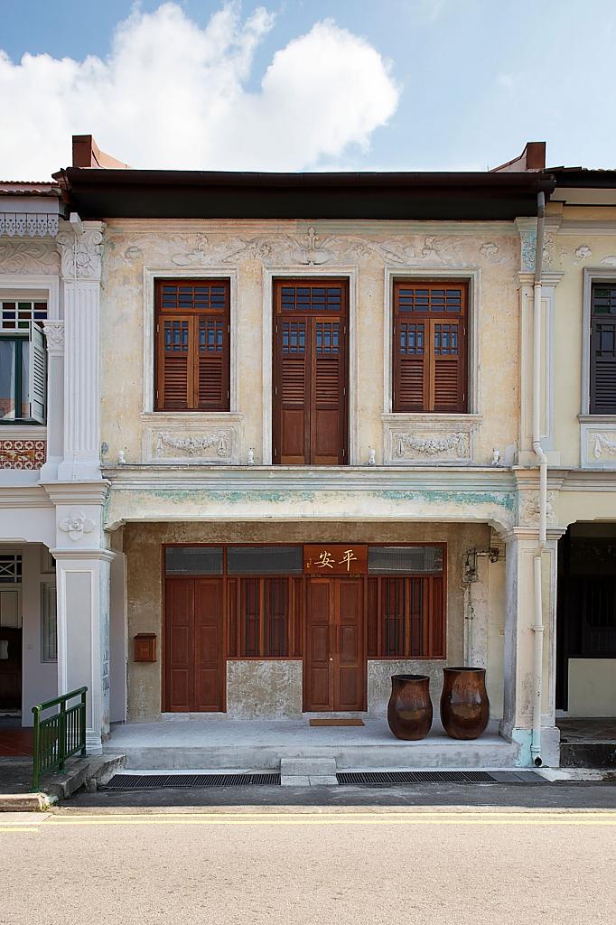 lucky-shophouse-01