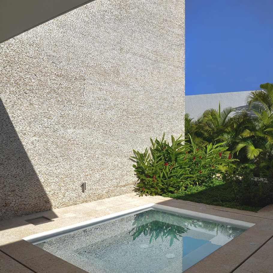 easy-living-at-rajuela-house-mexico
