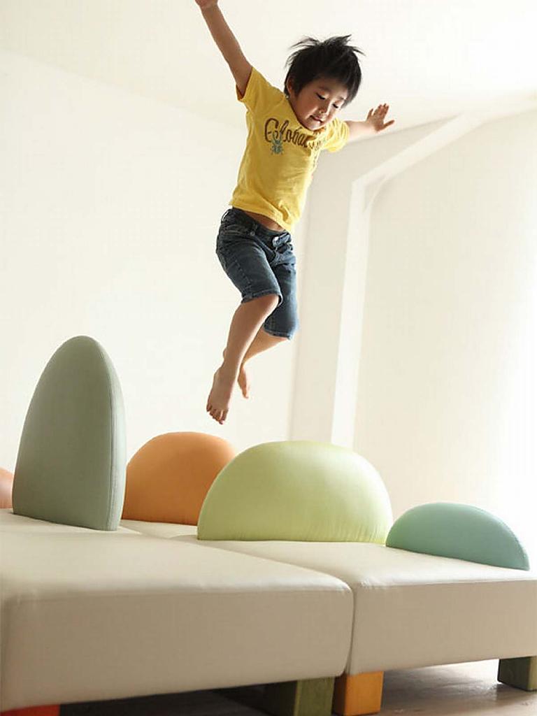funny-furniture-for-kids-bedroom-by-hiromatsu-06
