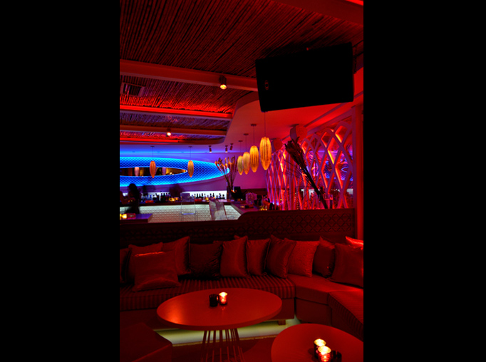 m-ultra-lounge-03