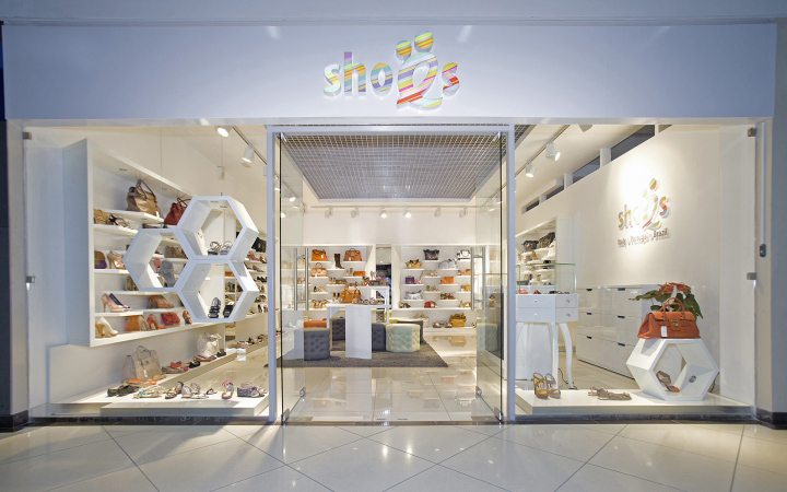 shoes-ru-concept-store-by-a-d-design-vladimir-russia-10